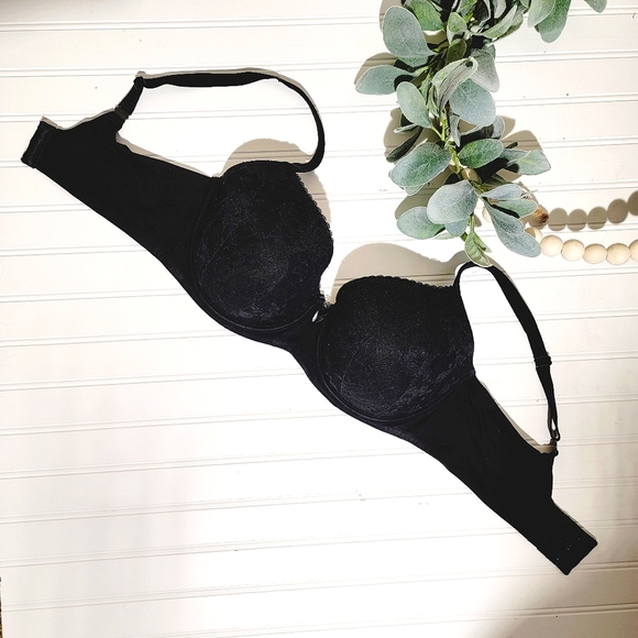 Victoria Secret Body By Victoria  Lined Demi | 38DDD - Picture 5 of 8